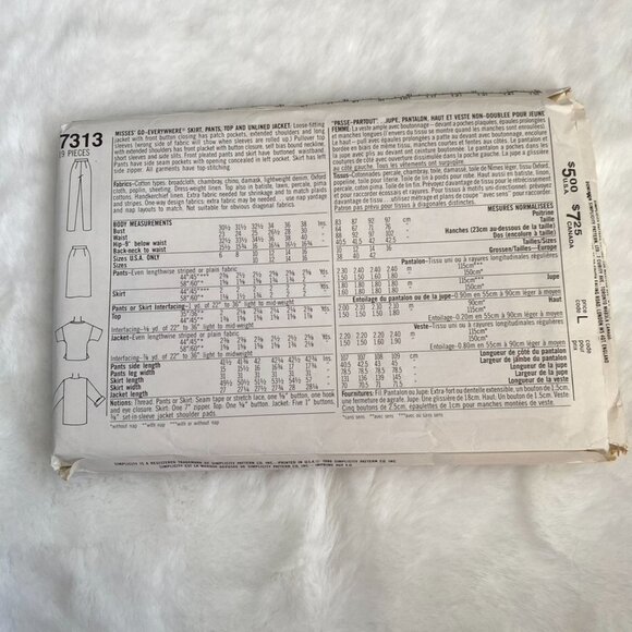 Simplicity Sewing Pattern - Picture 2 of 2